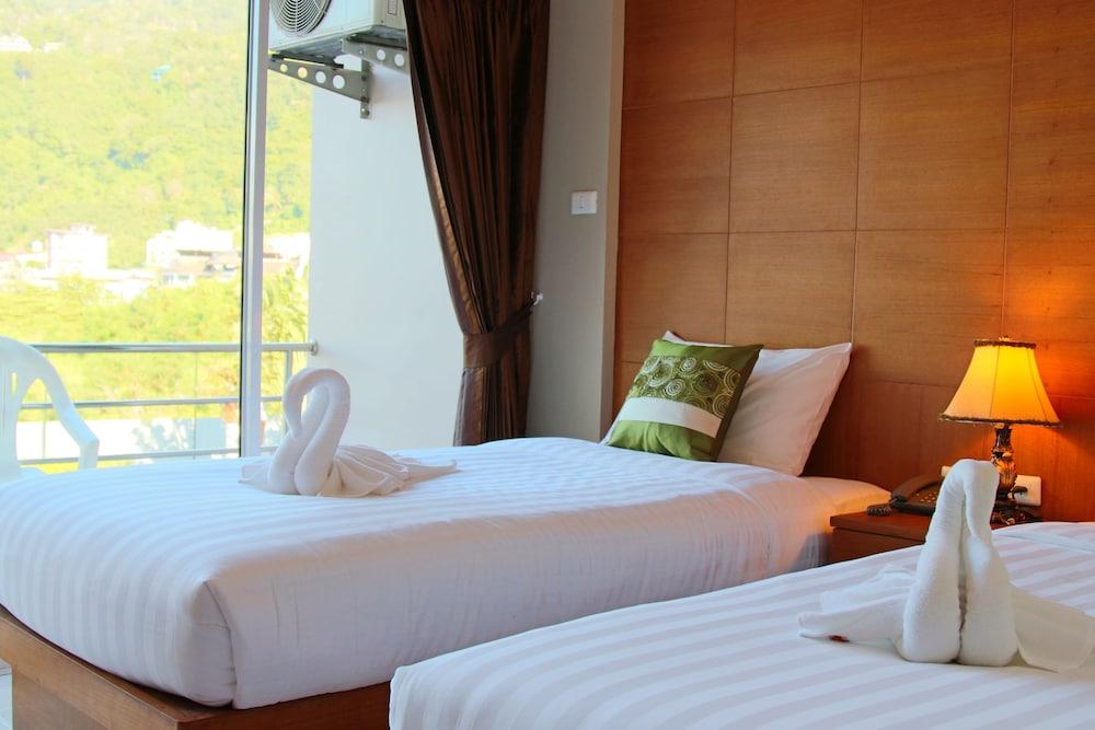 Good Nice Hotel Patong Экстерьер фото