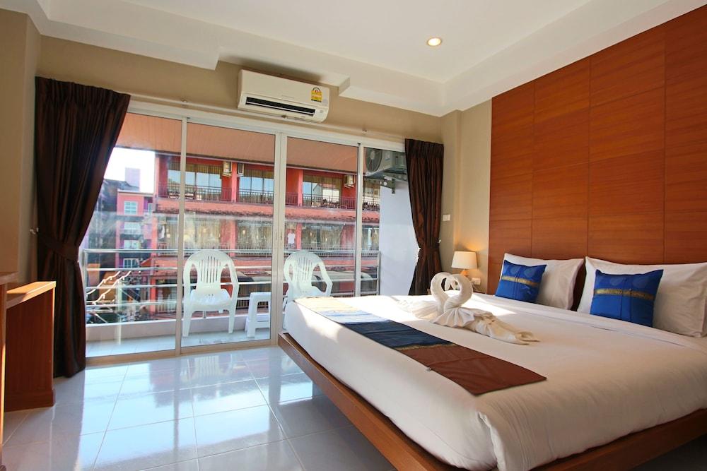 Good Nice Hotel Patong Экстерьер фото