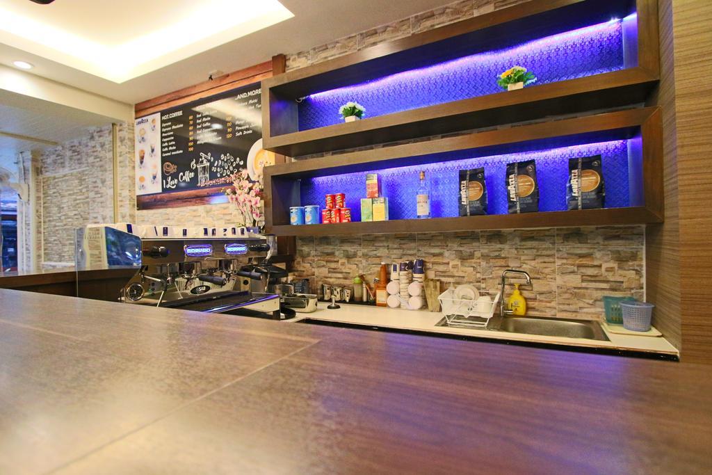 Good Nice Hotel Patong Экстерьер фото