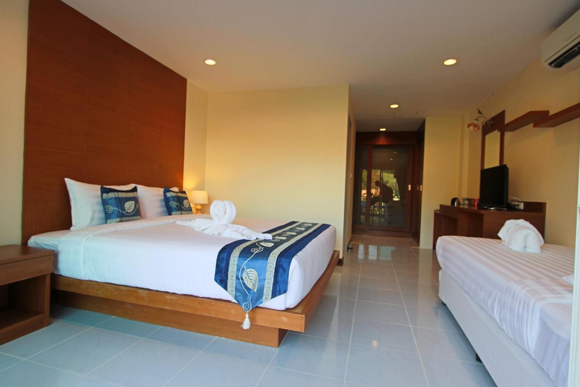 Good Nice Hotel Patong Номер фото