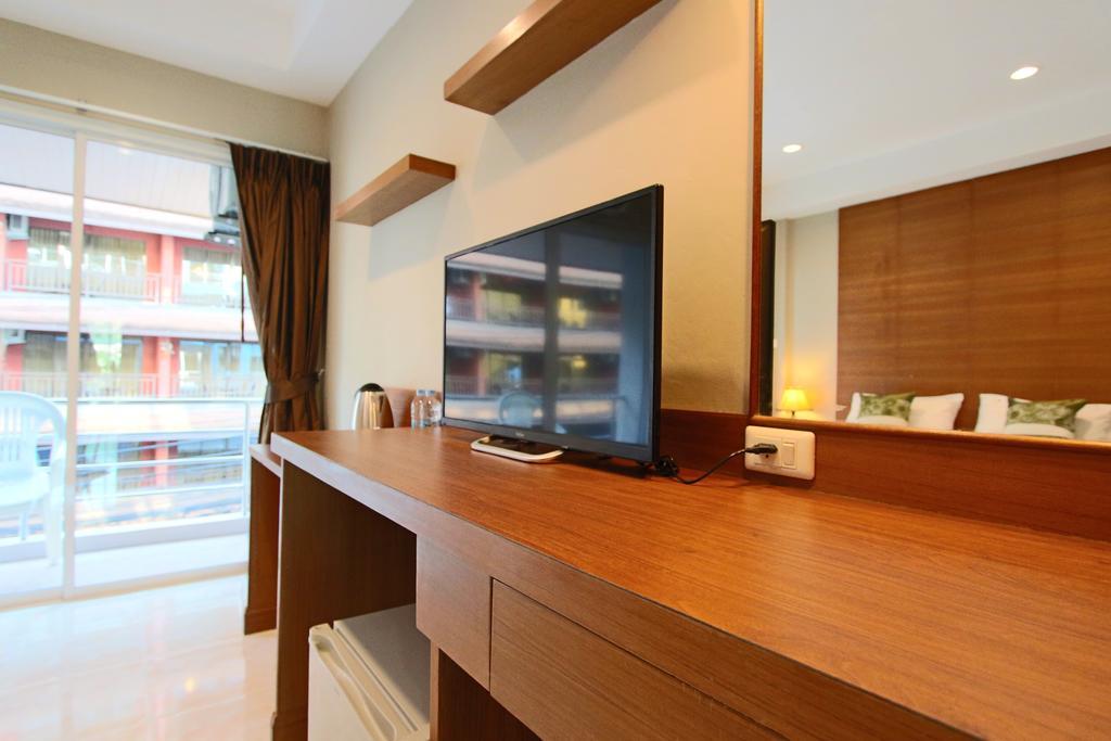 Good Nice Hotel Patong Номер фото